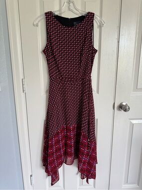 Just...Taylor Red and Navy Geometric Handkerchief-Hem Dress